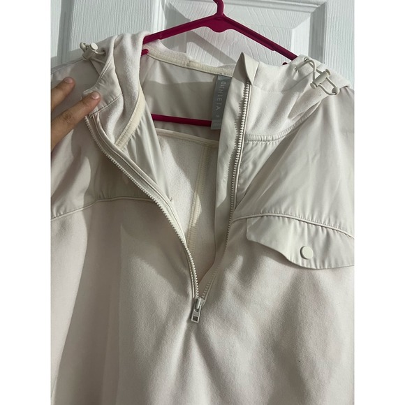 Athleta white cream jacket size medium soft jacket with pockets - Picture 13 of 14